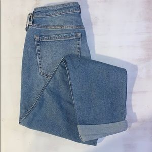 Ultra High-Rise Mom Jean